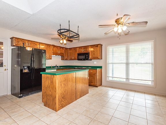 4th image of 7384 Holly Grove Dr
