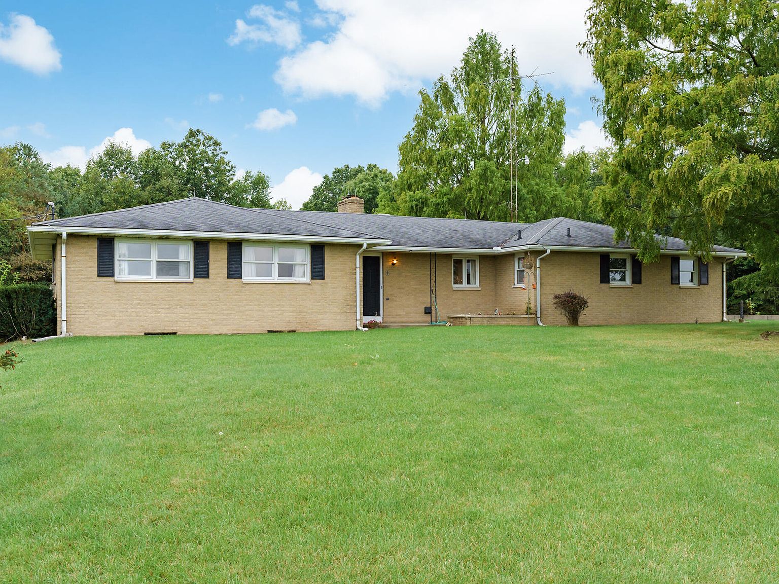 53732 County Road 653, Paw Paw, MI 49079 Zillow