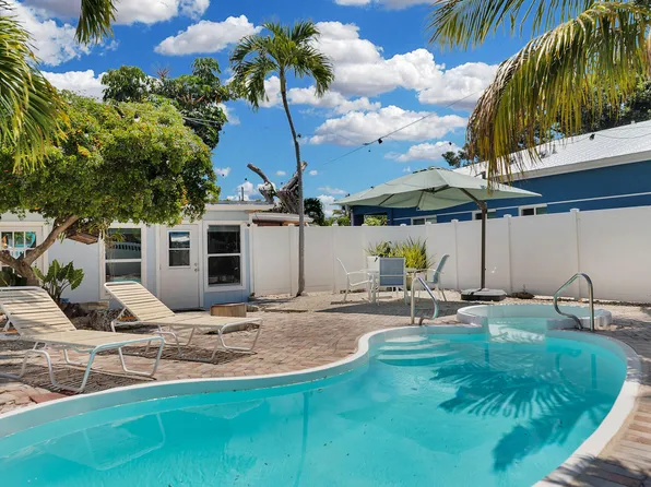 16 Janet Pl, Key Largo, FL 33037