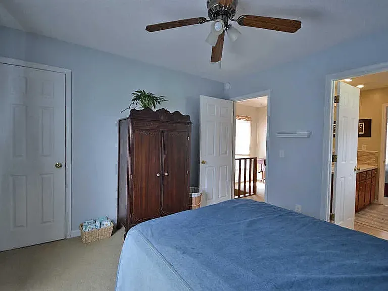121 Ashley Ct — Photo 15