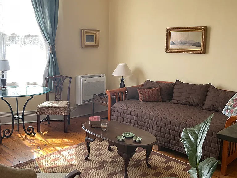 810 N Augusta St #1 — Photo 2