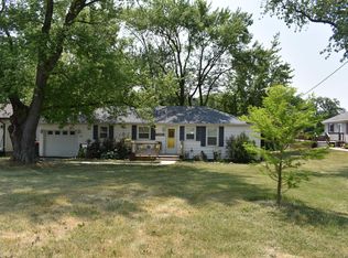 1518 Golf Rd, Loda, IL 60948