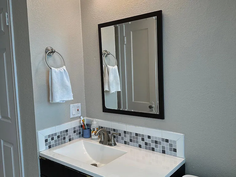 1236 W Bell St #3 — Photo 12