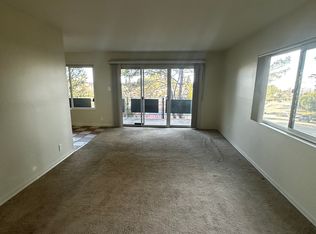 300 Torino Dr #2, San Carlos, CA 94070