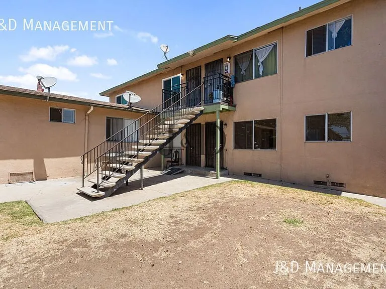 2248 Ocean View Blvd #4 — Photo 1