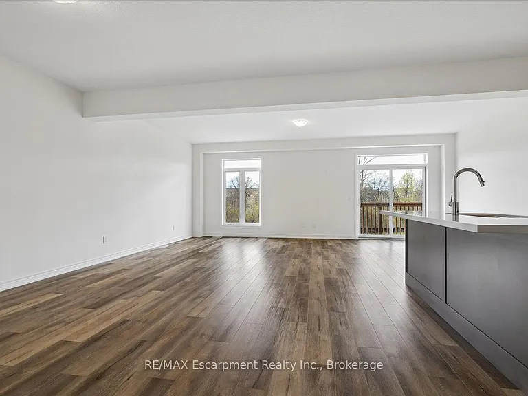 76 Valley Trail Pl — Photo 3