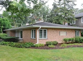 1794 Berkeley Rd, Highland Park, IL 60035