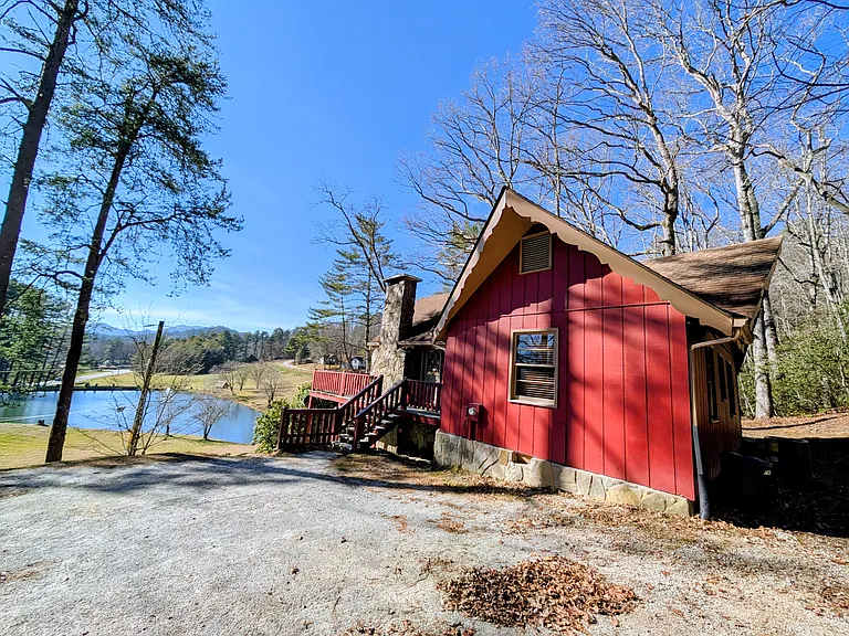 24 Chalet Village Ln #24 — Photo 3