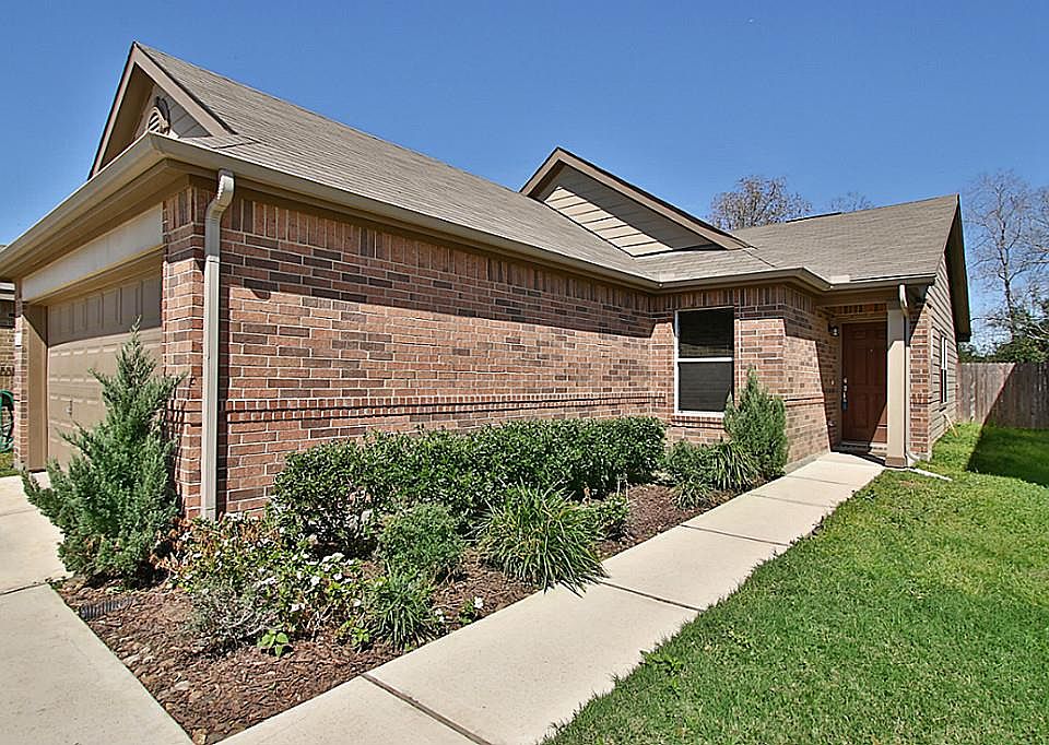 1st image of 7638 Connemara Dr