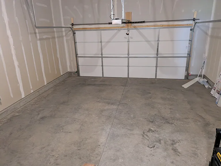 3601 S Heather Ave — Photo 14
