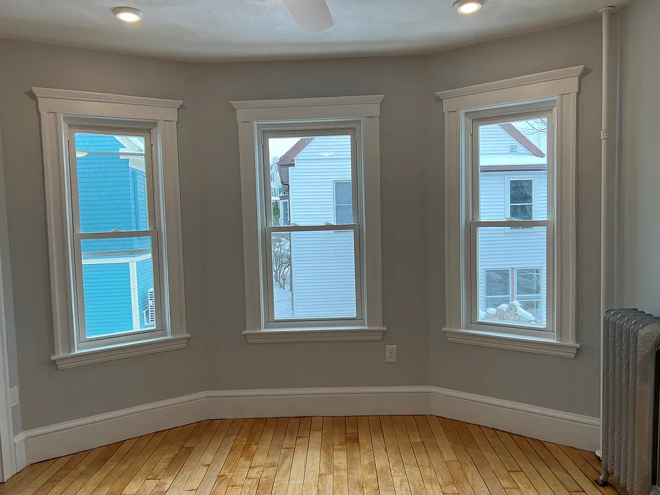 11 Burnham St #3