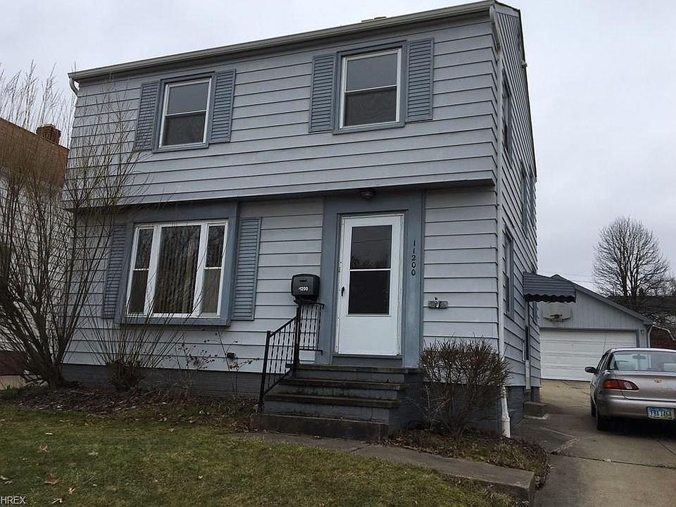 1st image of 11200 Wallingford Ave