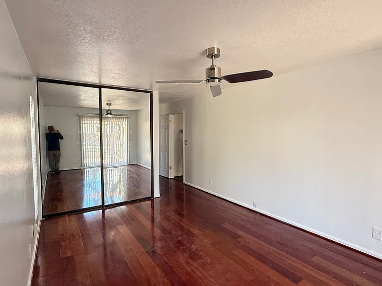 5513 Pamplona Ct — Photo 7