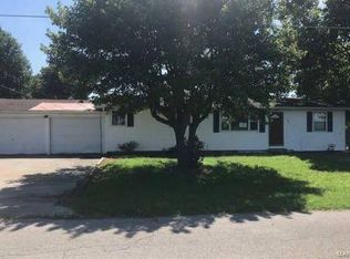 801 N Walker St, Bernie, MO 63822