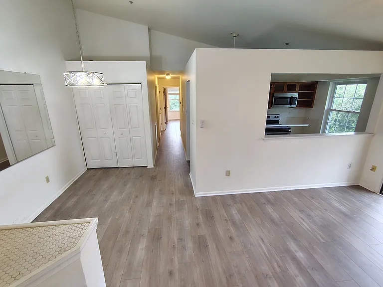 3847 Shadywood Dr #3B — Photo 5