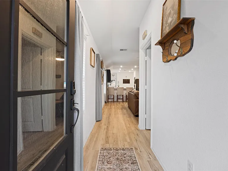 10417 Pineland Dr — Photo 5