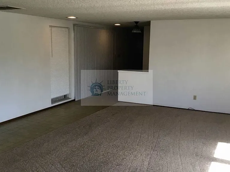 625 Mayflower St — Photo 9