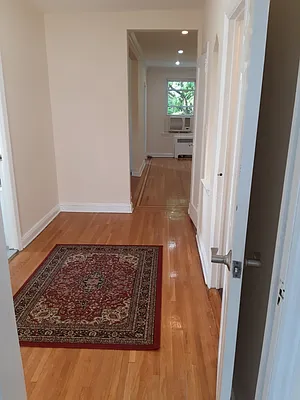 Rented by BUZZ REALTY | media 42