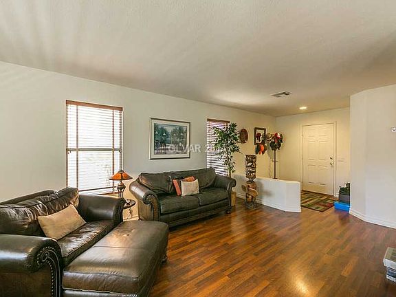 5th image of 3713 Shanagolden St