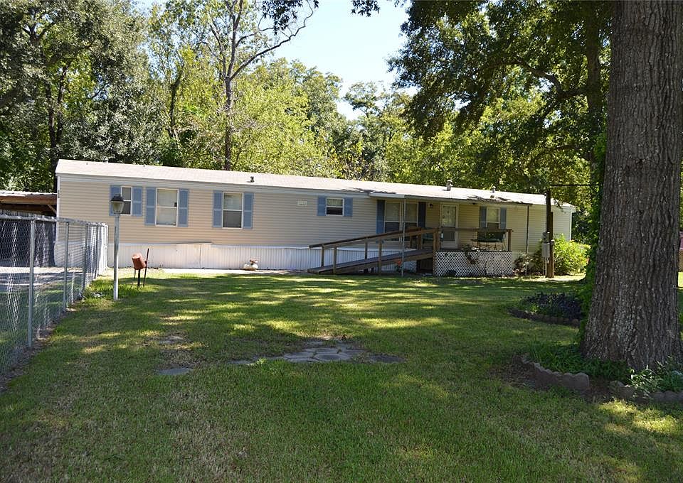 1st image of 106 Lone Pine Dr
