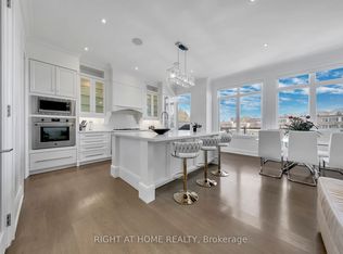 55A Jay St, Toronto, ON M6L 2L9