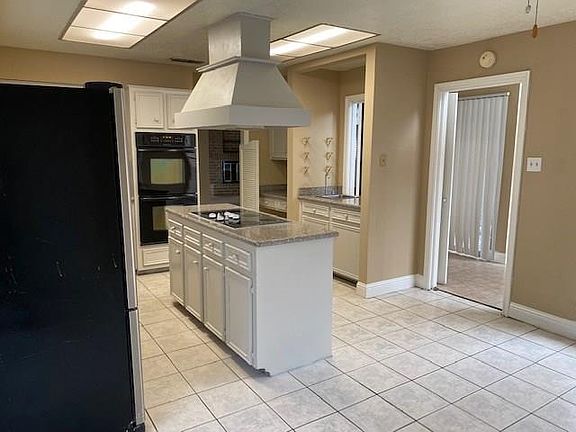 5th image of 2919 Ashmont Dr