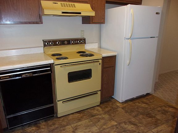5th image of 7 Greentree Cir
