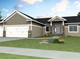 465 P51 Blvd, Kindred, ND 58051