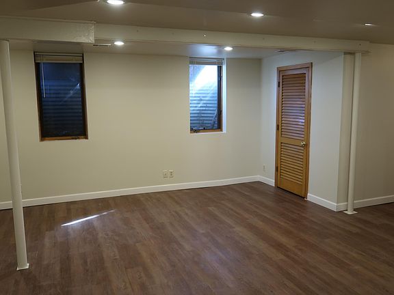 5th image of 1045 Goodhue Blvd APT 2