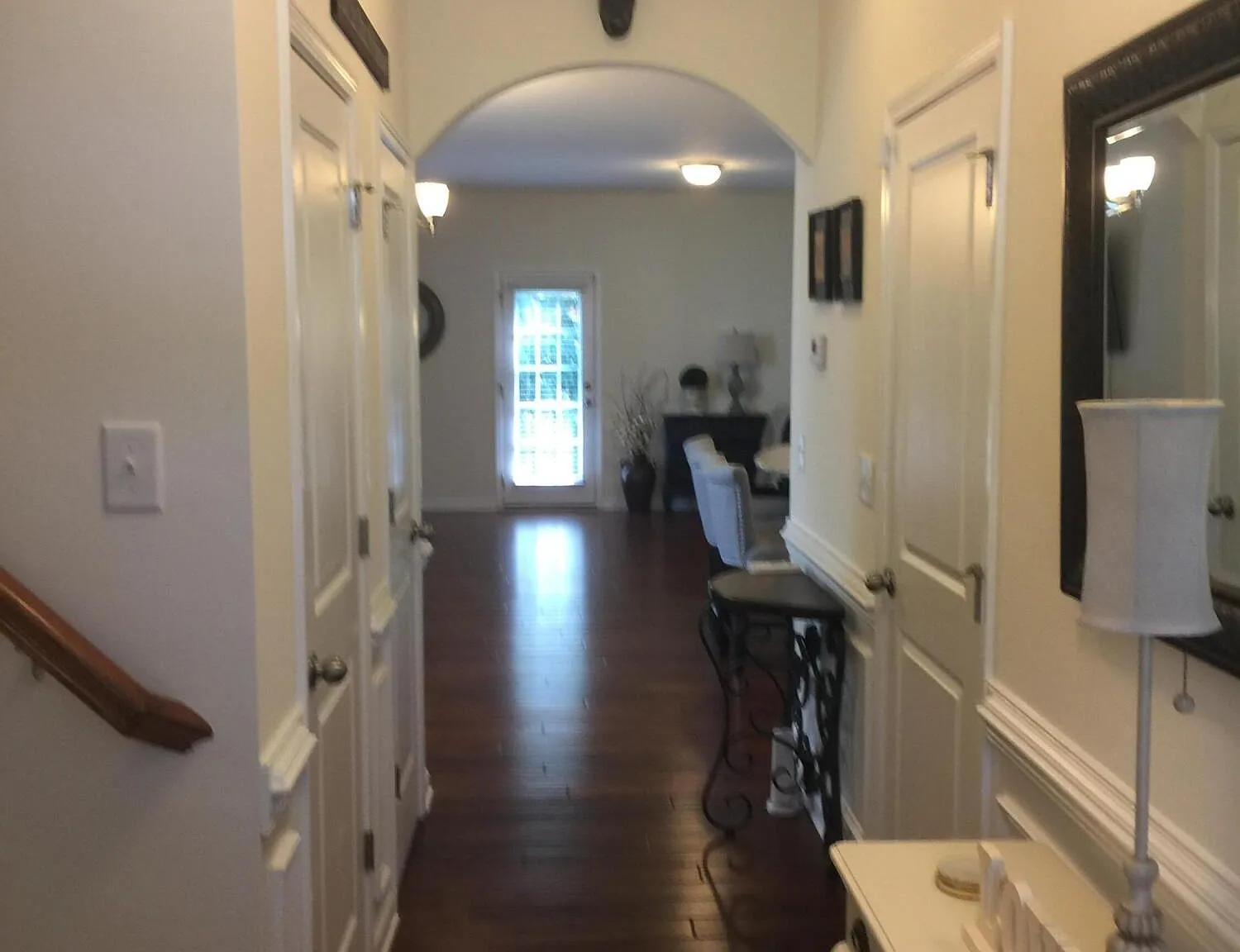 3 bed, 2.5 bath, 1800 sqft, $2,050 — Photo 3