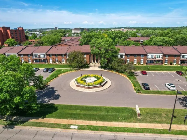 7340 York Ave S #2066, Edina, MN 55435