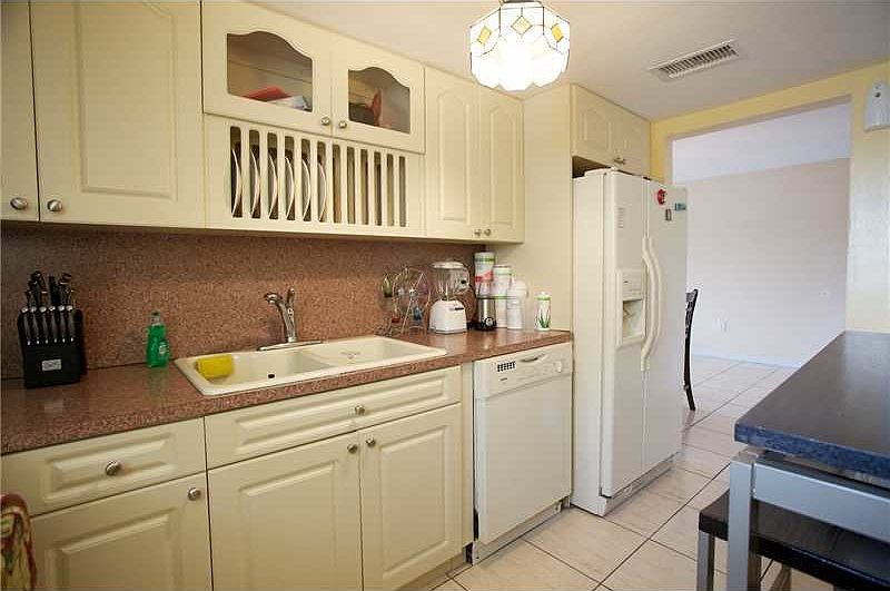 1st image of 502 NW 87th Ave APT 202