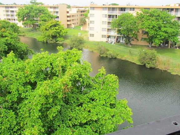 2nd image of 8775 Park Blvd APT 505