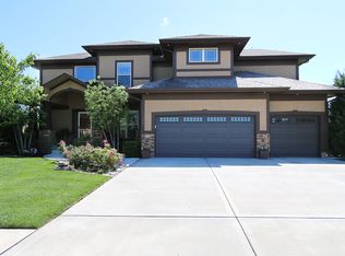 1105 James Creek Cir, Raymore, MO 64083