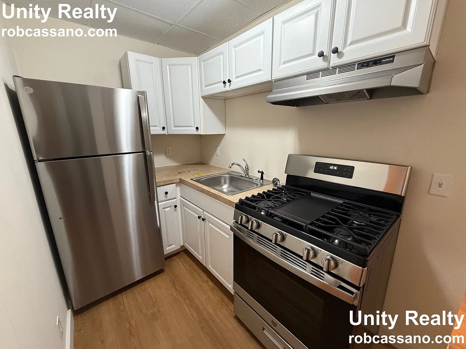 1 bed, 1.0 bath, $2,100 — Photo 2