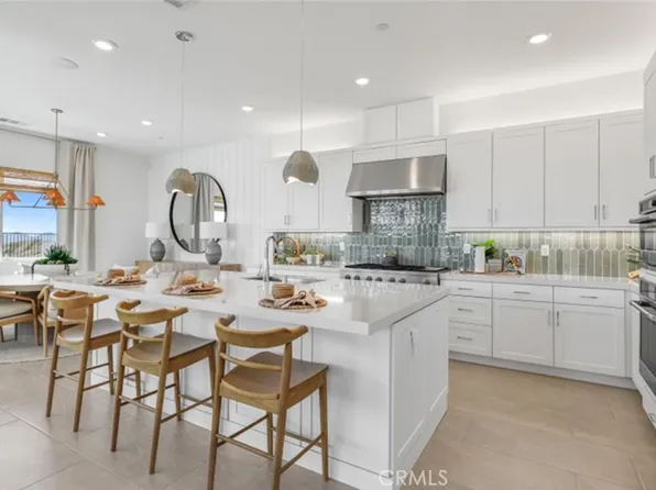 29456 Via Diamante, Santa Clarita, CA 91354