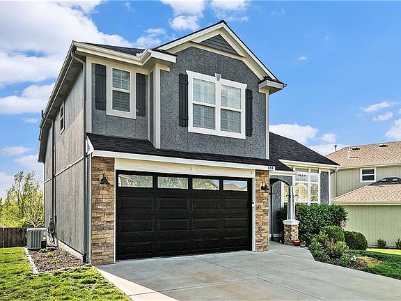 3rd image of 484 S 138th St