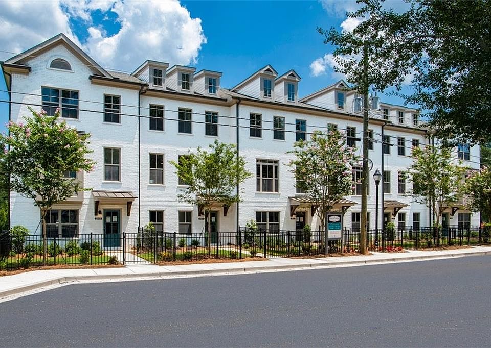 1st image of 2873 Elmwood Dr #10