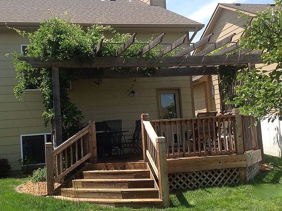 Back Deck (West Side)