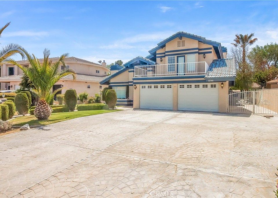 1st image of 12740 Golf Course Dr