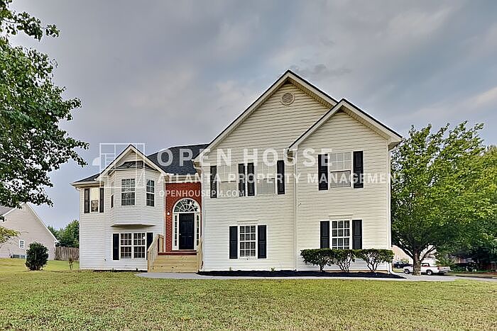 1st image of 903 Tucker Ln