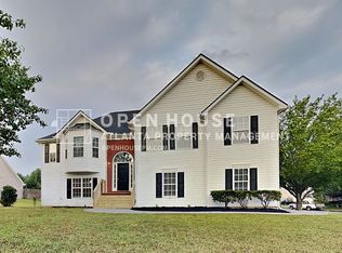 903 Tucker Ln, Loganville, GA 30052