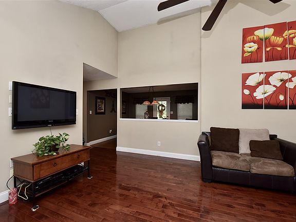5th image of 4756 Cree Ln NW