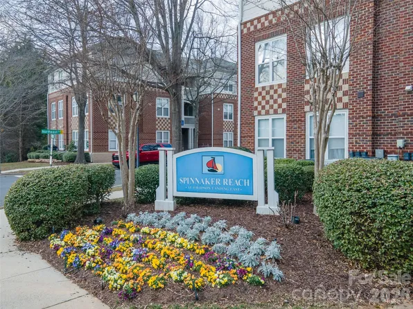 921 Northeast Dr Unit 29, Davidson, NC 28036