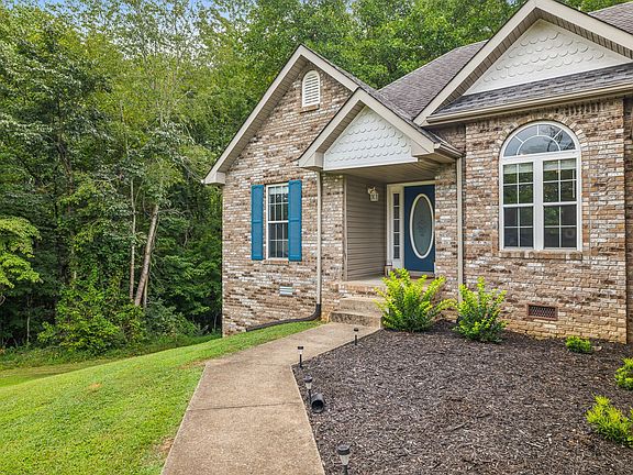 4th image of 629 E Glenridge Ln