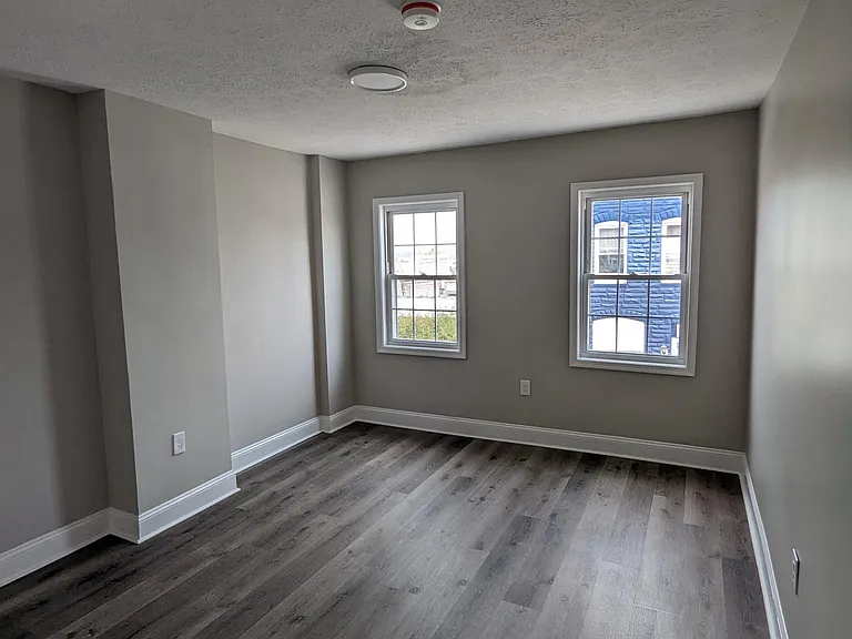 3607 Mount Pleasant Ave — Photo 6