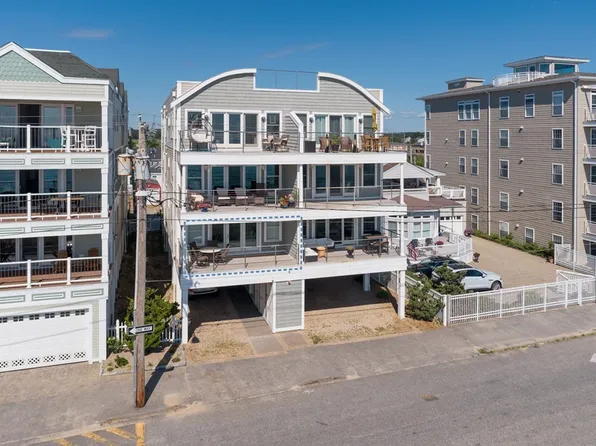 9 Atlantic Ave #1, Salisbury, MA 01952