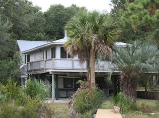 69 Blazing Star Ln, Saint Helena Island, SC 29920