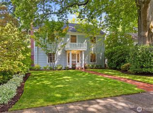 621 34th Ave E, Seattle, WA 98112