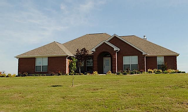 1st image of 2304 Silver Maple Dr